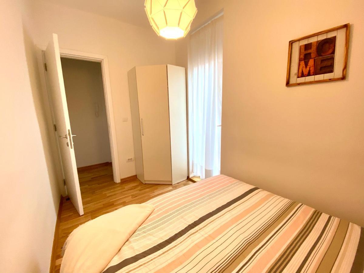 Uptown Mili Daire Belgrad Dış mekan fotoğraf
